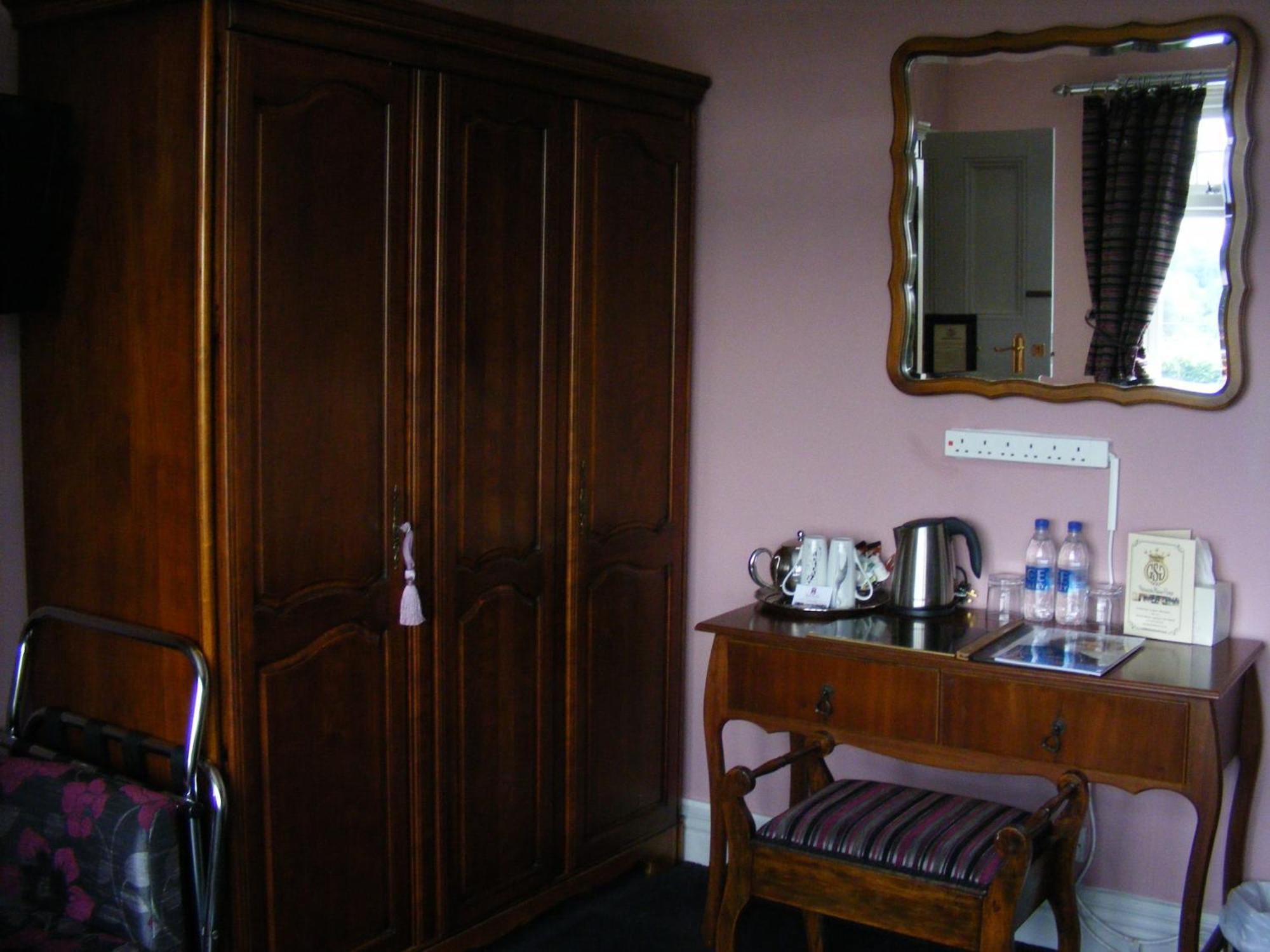 Grimscote Manor Hotel Coleshill Extérieur photo